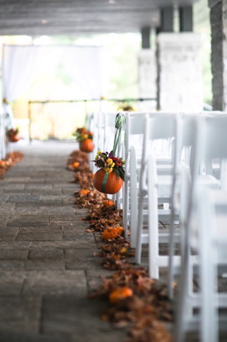 Leaves and Pumpkin Aisle Decor