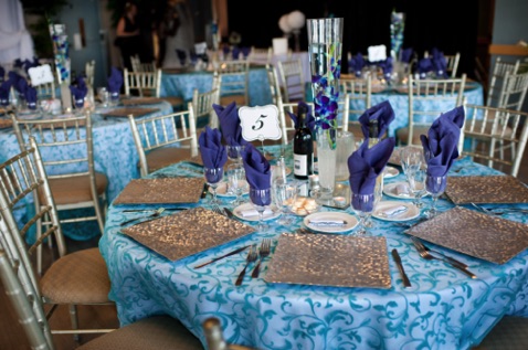 Teal And Purple Guest Table